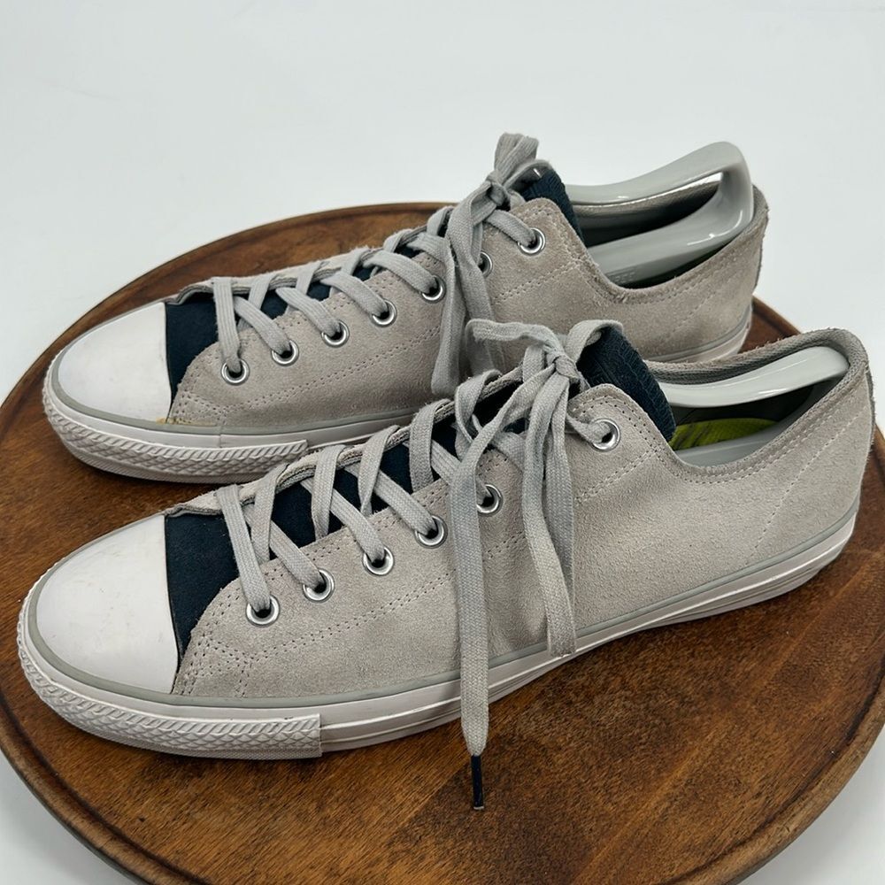 Converse Shoes Mens 12 Skateboarding Sneakers Chuck Taylor Cons Gray Suede Low
